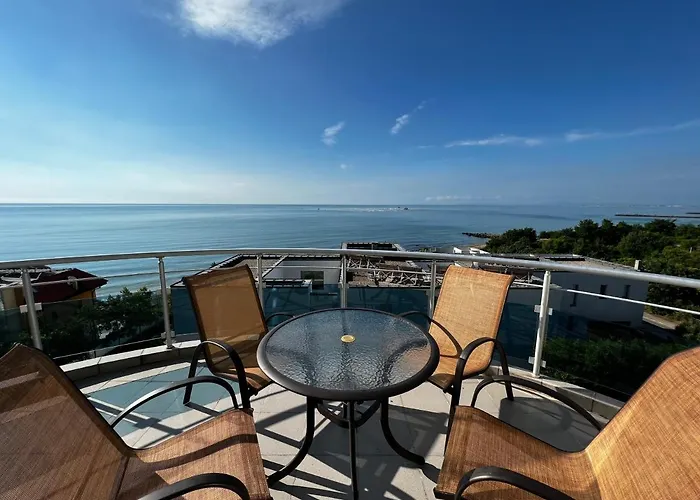 Modern Beachfront With Pool Apartment Rawda